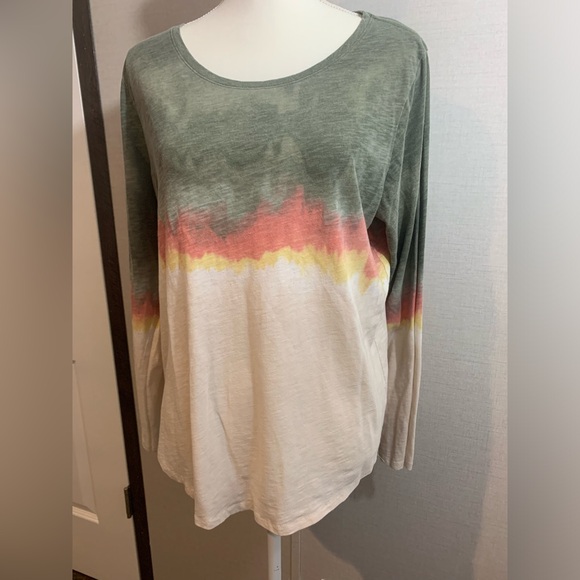 Long sleeve t shirt - Picture 1 of 4